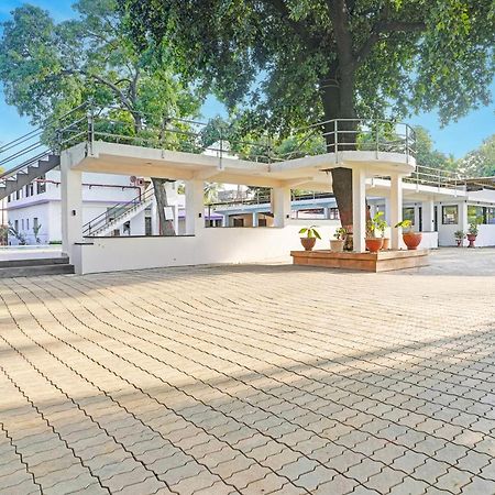 Hotel O Summer House Daman Exterior photo